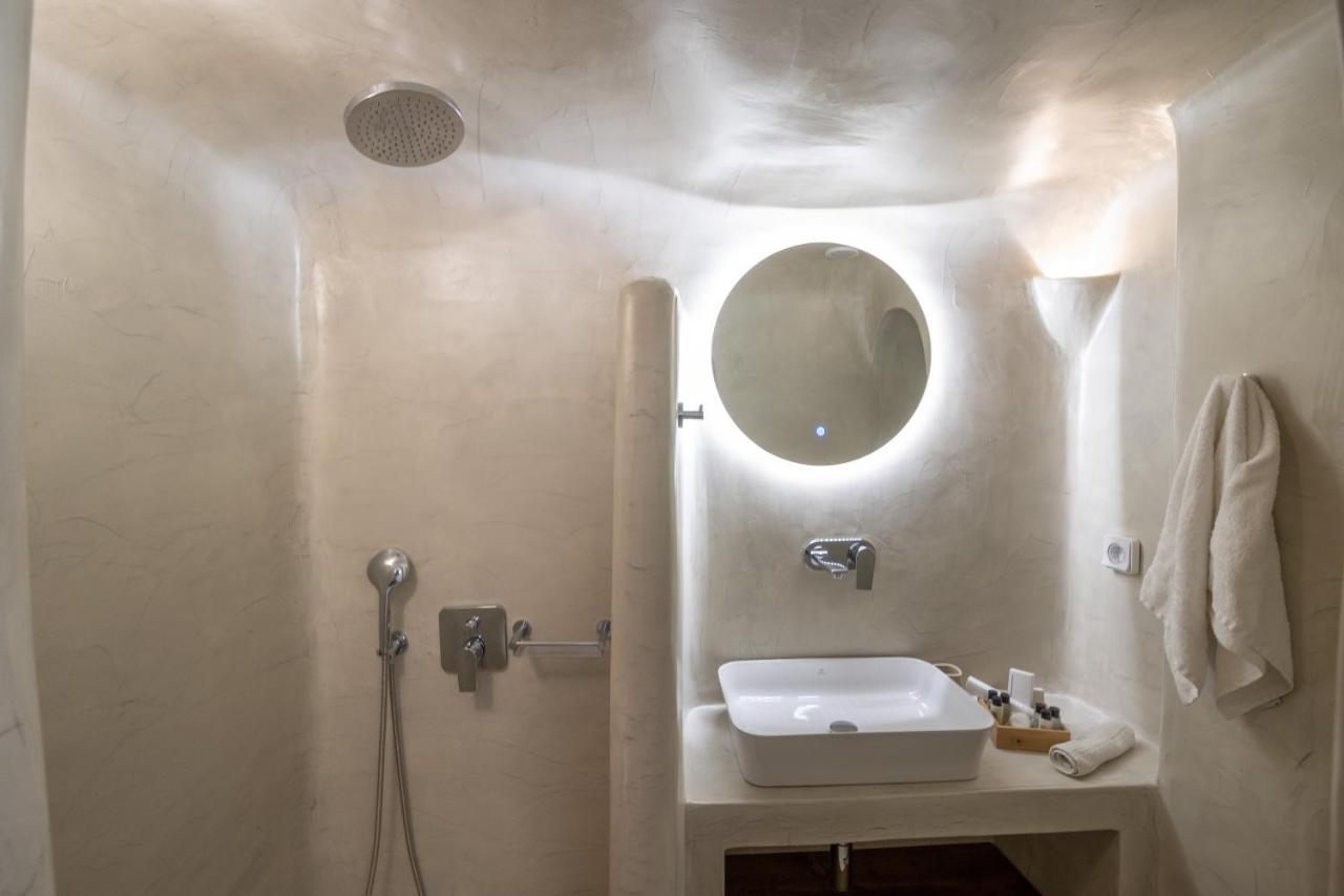 Andreas Hospitality Daire Fira  Dış mekan fotoğraf
