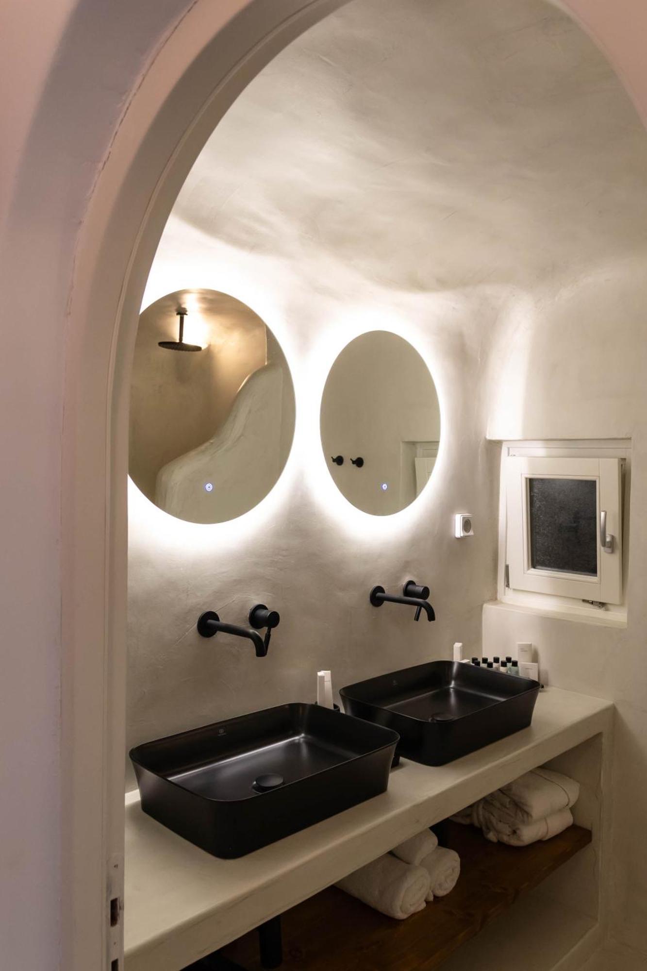 Andreas Hospitality Daire Fira  Dış mekan fotoğraf